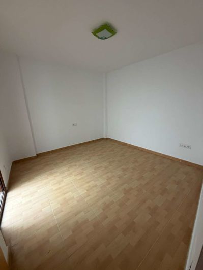 Image No.19-4 Bed Property for sale