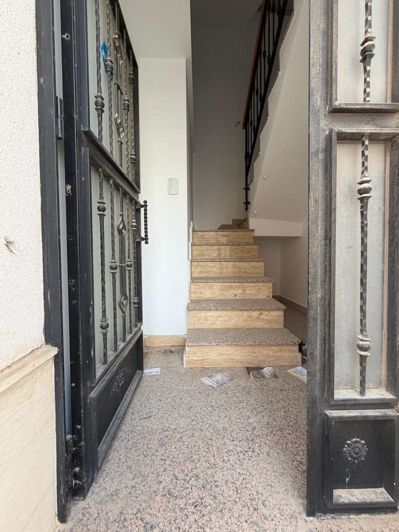 Image No.2-4 Bed Property for sale