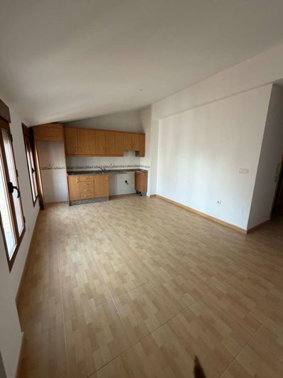 Image No.22-4 Bed Property for sale