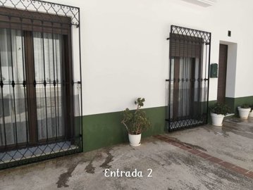 property279174357