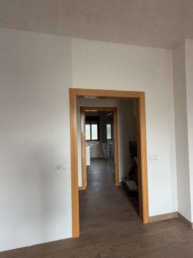 Image No.21-3 Bed Property for sale