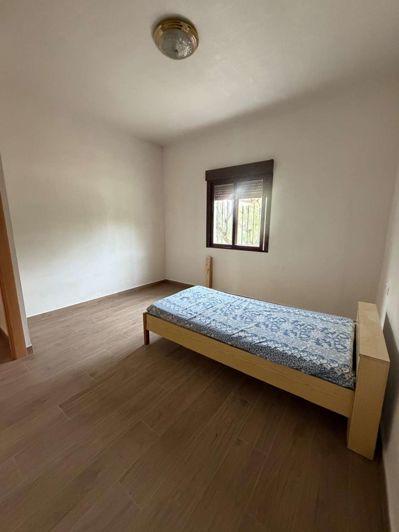 Image No.25-3 Bed Property for sale