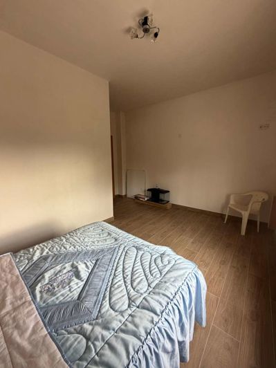 Image No.28-3 Bed Property for sale