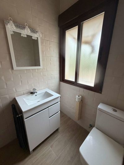 Image No.29-3 Bed Property for sale