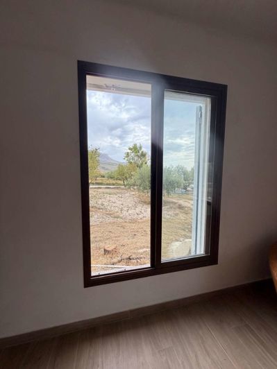 Image No.31-3 Bed Property for sale
