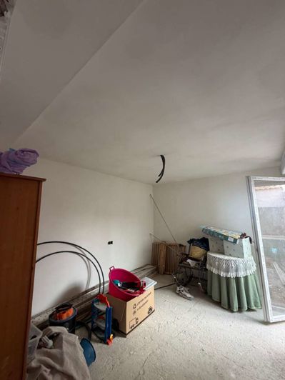 Image No.15-4 Bed Property for sale