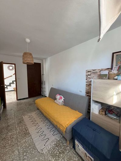 Image No.10-4 Bed Property for sale