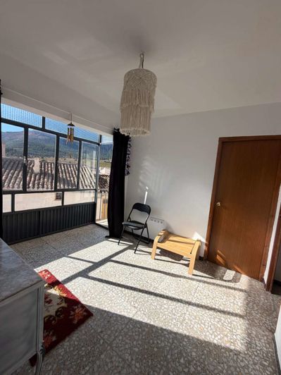 Image No.16-4 Bed Property for sale