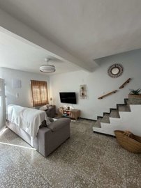 property280977482