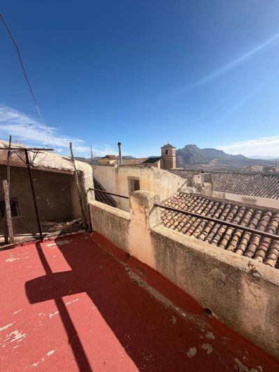 Image No.26-2 Bed Property for sale