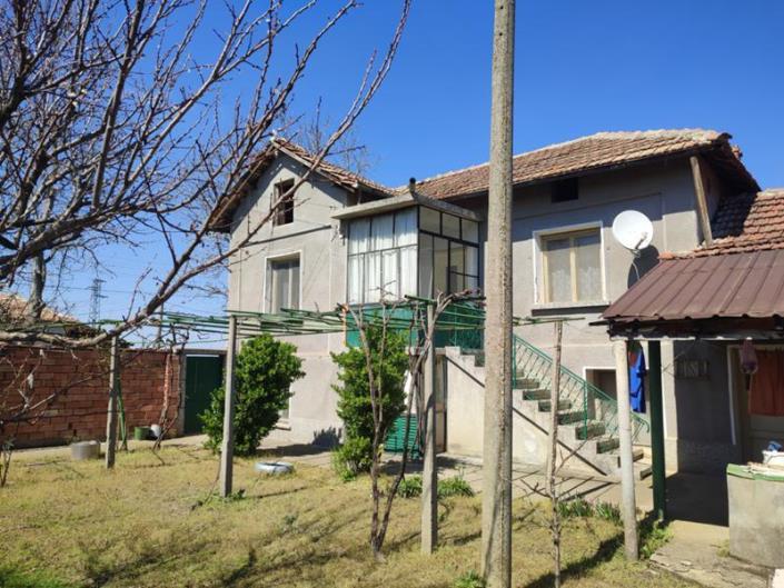 Image No.1-4 Bed House for sale