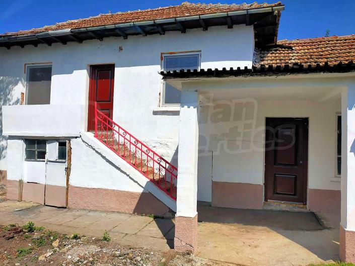 Image No.1-Maison de campagne de 2 chambres à vendre à Pavlikeni