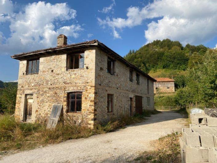 Image No.1-3 Bed Country Property for sale