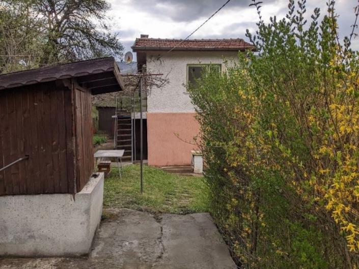 Image No.6-Propriété de pays de 2 chambres à vendre à Province de Sofia