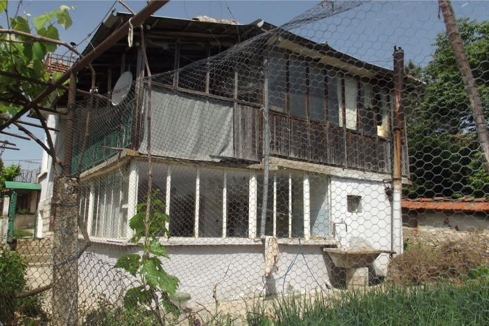 Image No.2-Maison de campagne de 2 chambres à vendre à Vratsa 