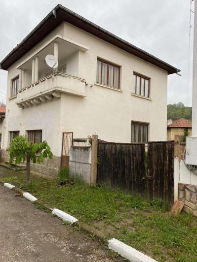 Image No.1-5 Bed Country House for sale