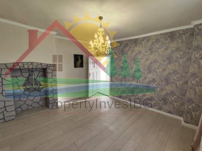 Image No.3-Propriété de pays de 1 chambre à vendre à Yambol 