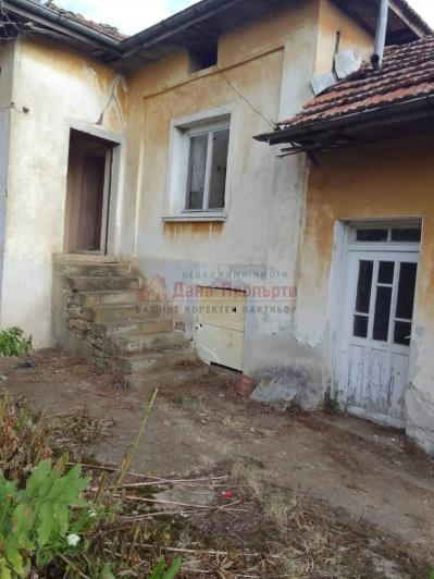 Image No.3-Maison de campagne de 3 chambres à vendre à Pleven