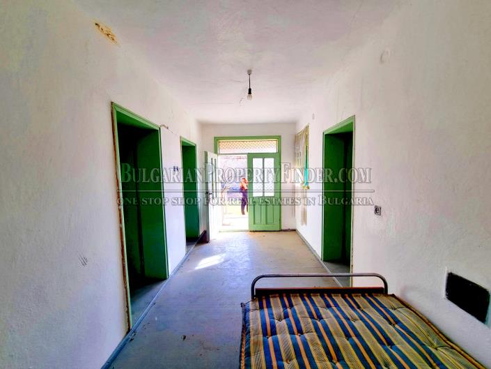 Image No.6-Maison de campagne de 3 chambres à vendre à Ruse