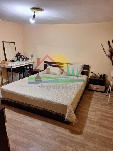 Image No.3-3 Bed House for sale