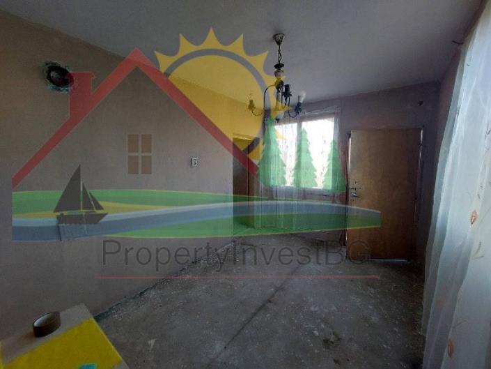 Image No.4-Maison de 3 chambres à vendre à Elhovo