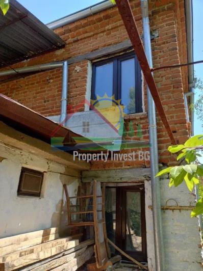 Image No.3-Propriété de pays de 4 chambres à vendre à Burgas