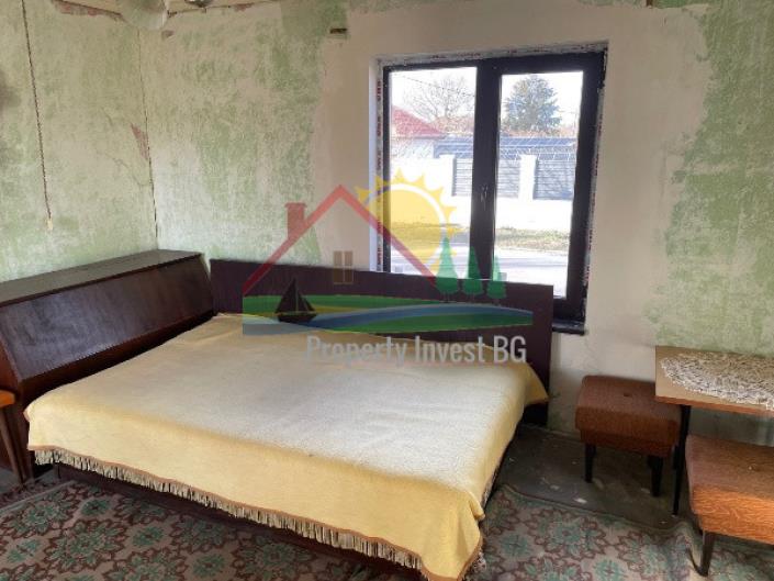 Image No.3-Propriété de pays de 3 chambres à vendre à Ruse