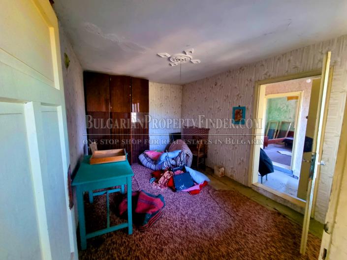 Image No.5-Propriété de pays de 4 chambres à vendre à Ruse