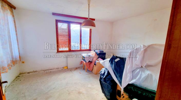 Image No.4-Propriété de pays de 2 chambres à vendre à Ruse