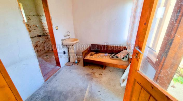 Image No.6-Propriété de pays de 2 chambres à vendre à Ruse