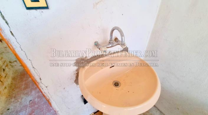 Image No.8-Propriété de pays de 2 chambres à vendre à Ruse