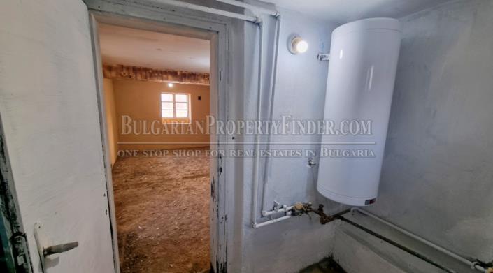 Image No.7-Propriété de pays de 4 chambres à vendre à Ruse