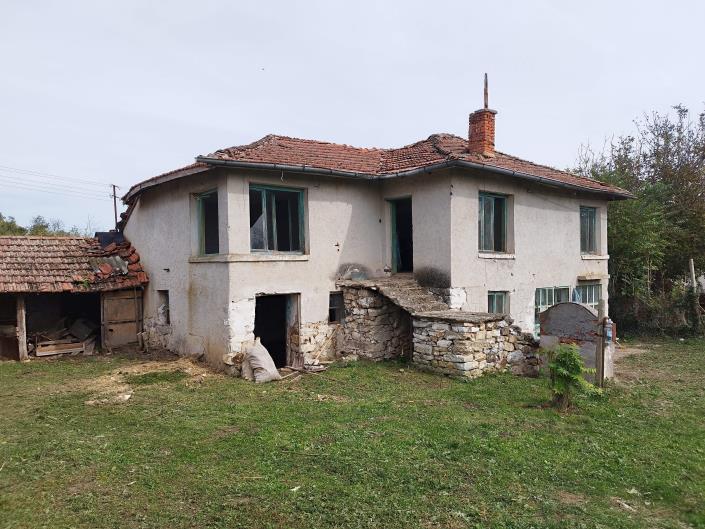 Image No.3-3 Bed Country Property for sale