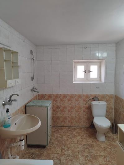 Image No.6-Maison de campagne de 2 chambres à vendre à Yambol 