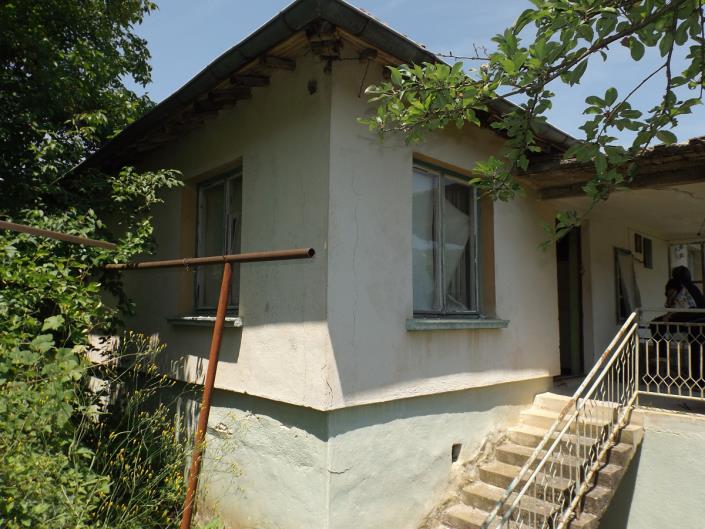 Image No.1-Maison de campagne de 2 chambres à vendre à Vratsa 