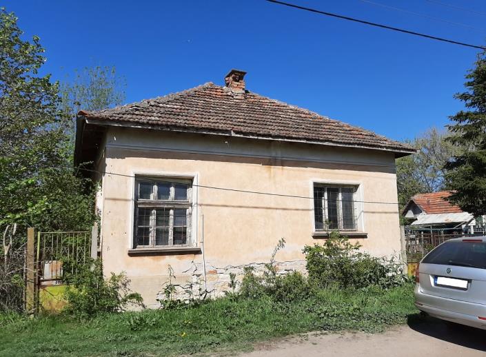 Image No.1-Maison de campagne de 2 chambres à vendre à Vratsa 