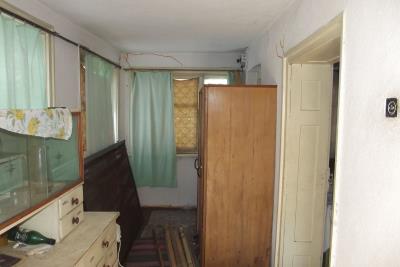 schouse_d555925_17_b
