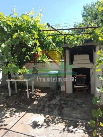 Image No.5-Maison de campagne de 3 chambres à vendre à Burgas