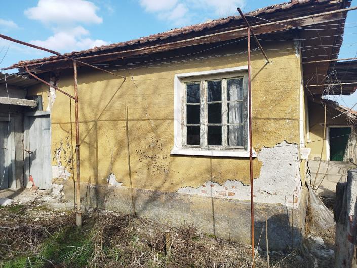 Image No.5-2 Bed Country House for sale