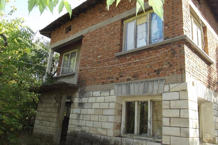 Image No.1-Maison de campagne de 2 chambres à vendre à Vratsa 