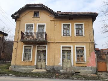 schouse-uoR6DX_5_b