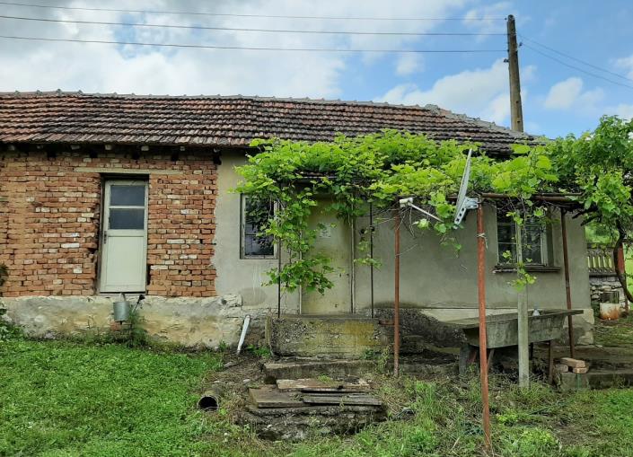 Image No.10-3 Bed Country House for sale