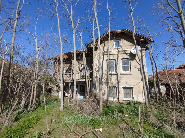 Image No.1-Maison de campagne de 2 chambres à vendre à Veliko Tarnovo