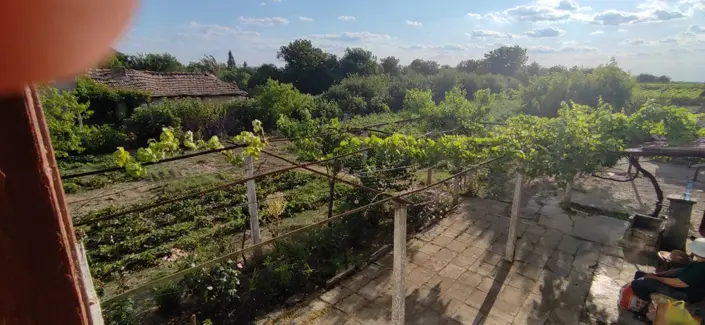 Image No.2-Maison de campagne de 3 chambres à vendre à Dobrich