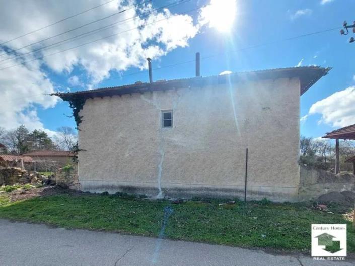 Image No.3-2 Bed Country House for sale