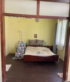schouse-luMrbY_8_b