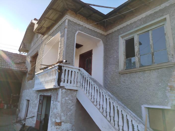Image No.1-Maison de campagne de 2 chambres à vendre à Veliko Tarnovo