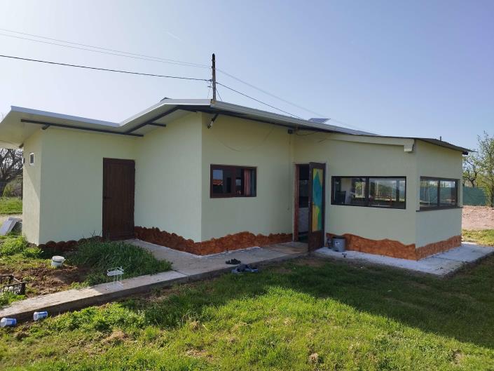 Image No.1-Propriété de pays de 2 chambres à vendre à Yambol 