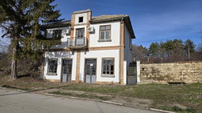 1 - Ruse, Country House