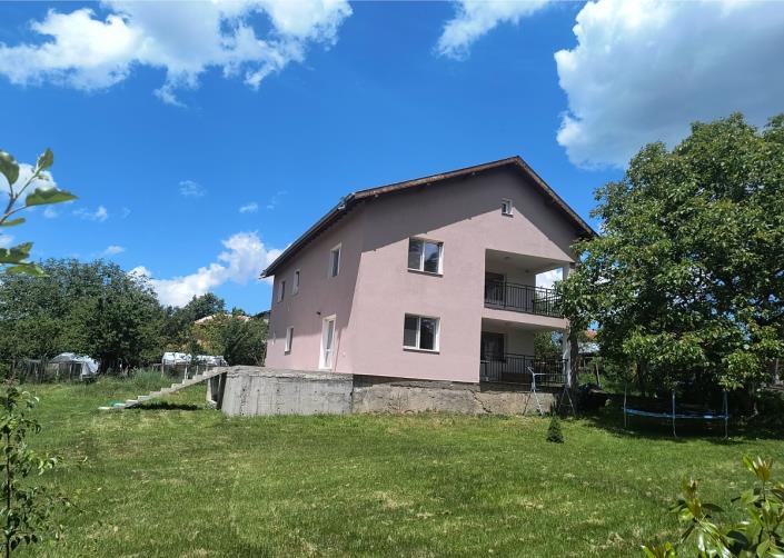 Image No.2-4 Bed Country House for sale